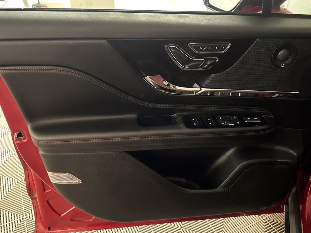 2025 Red Carpet Metallic TC Lincoln Corsair Plug-In Hybrid Grand Touring AWD SUV