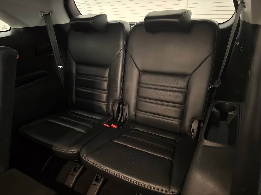 2018 Polished Walnut Kia Sorento EX FWD SUV