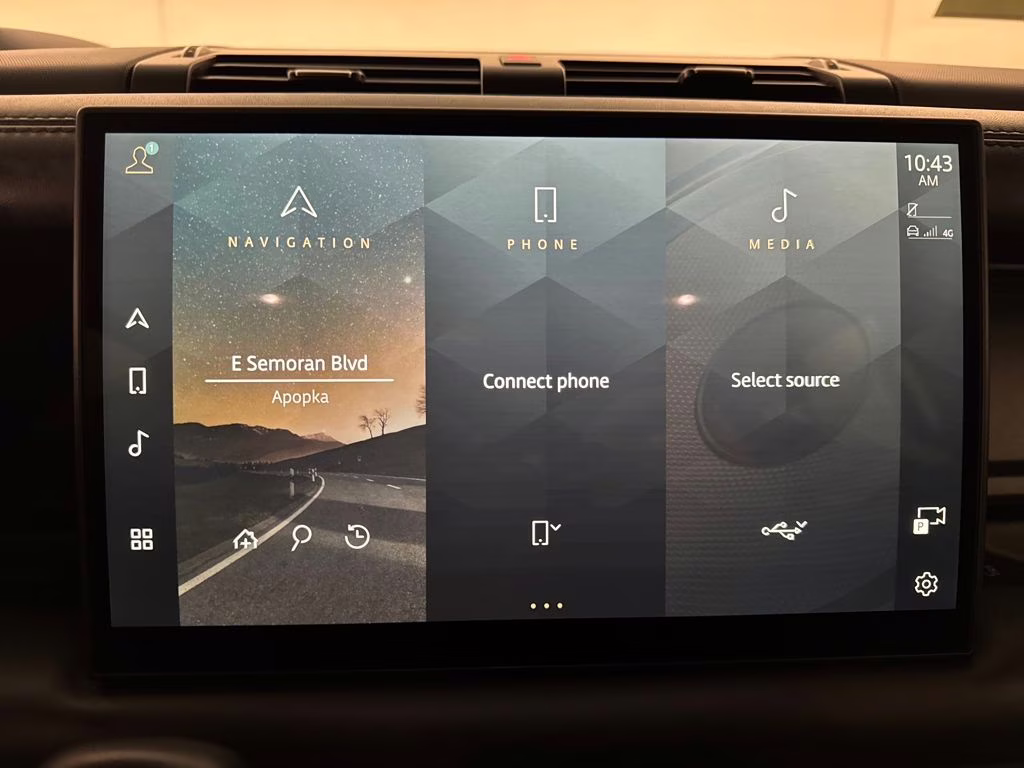 2024 Fuji White Land Rover Defender 130 X-Dynamic SE AWD SUV