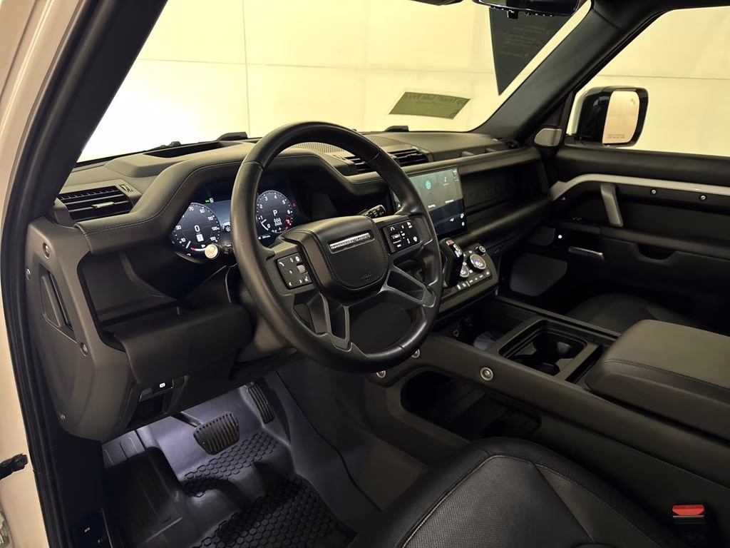 2024 Fuji White Land Rover Defender 130 X-Dynamic SE AWD SUV