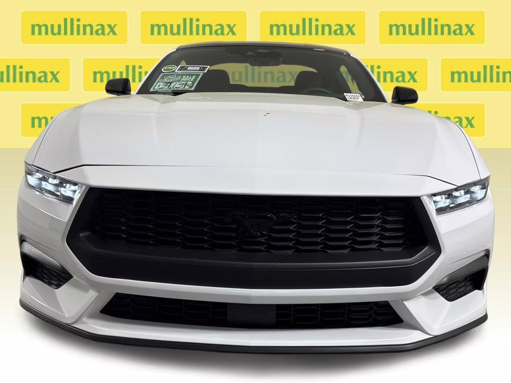 2026 Oxford White Ford Mustang EcoBoost RWD Coupe
