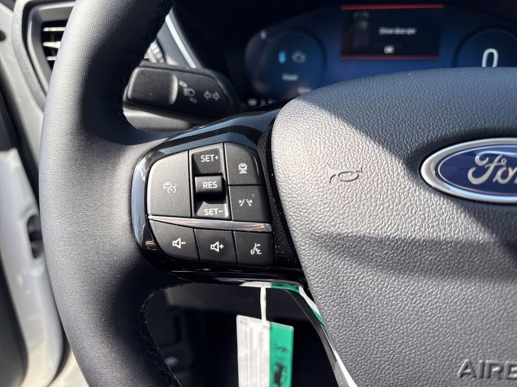 2025 White Metallic Ford Escape Plug-In Hybrid Base FWD SUV