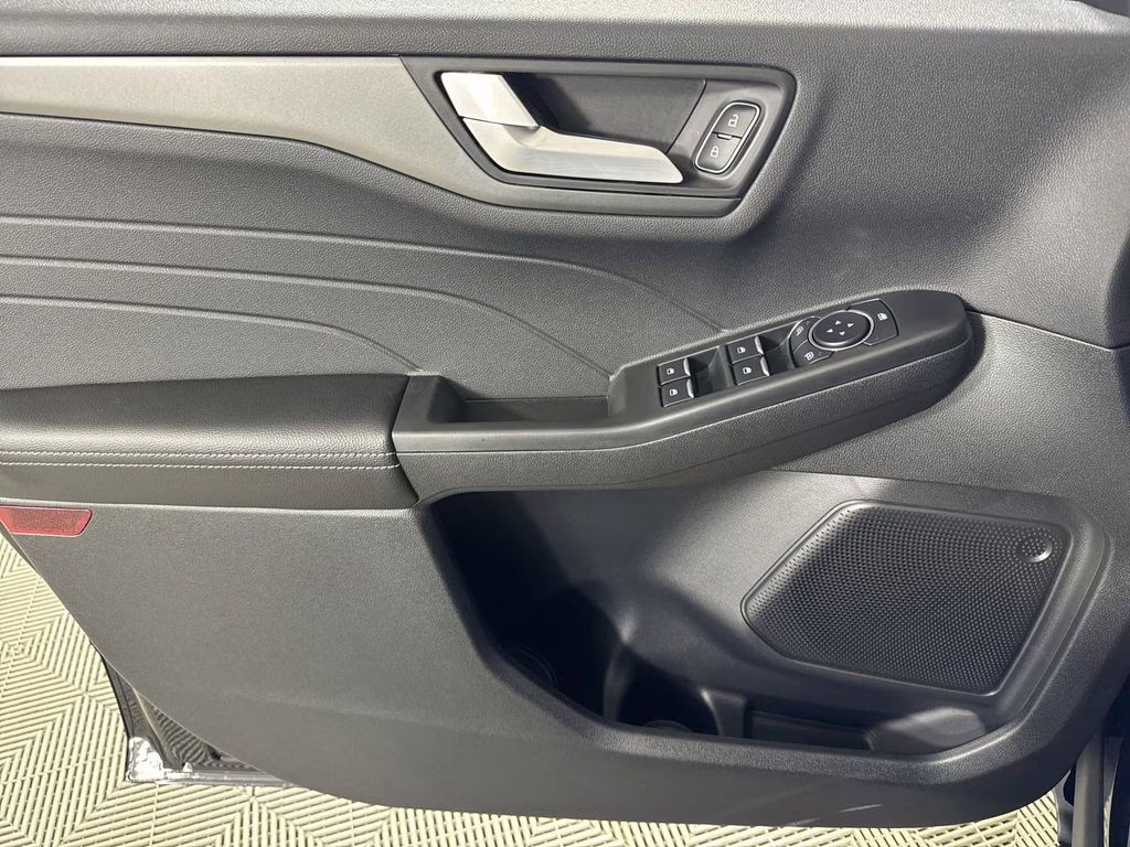 2025 Black Metallic Ford Escape Plug-In Hybrid Base FWD SUV