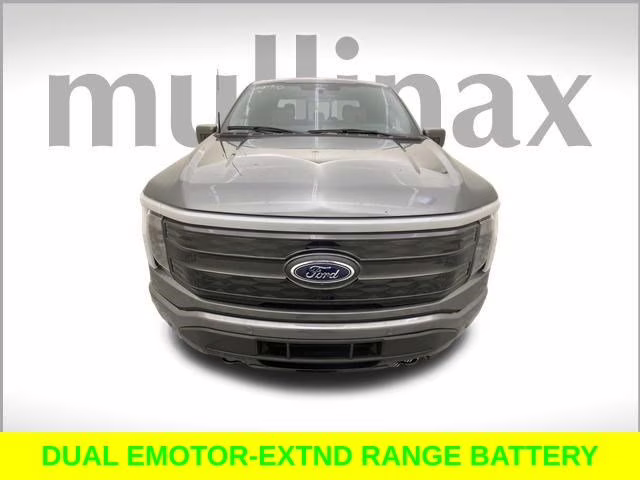 2023 Carbonized Gray Metallic Ford F-150 Lightning Platinum AWD Truck