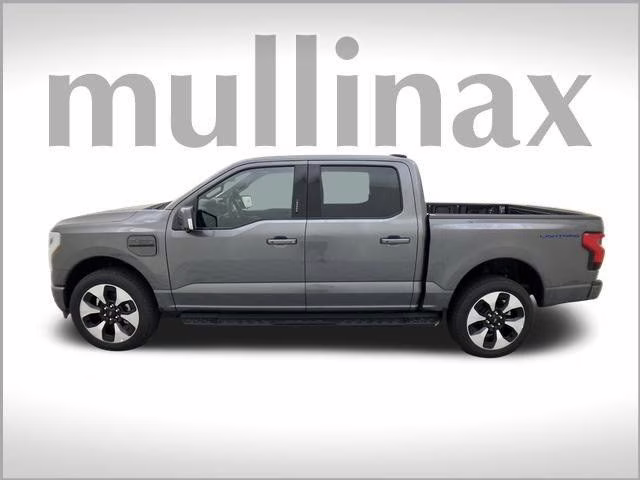 2023 Carbonized Gray Metallic Ford F-150 Lightning Platinum AWD Truck