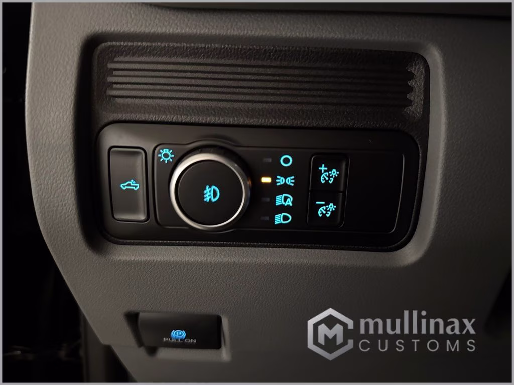 2026 Black Metallic Ford Super Duty F-250 SRW XLT 4X4 Truck