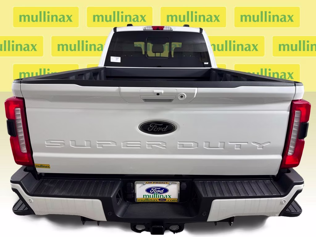 2026 Star White Metallic Tri-Coat Ford Super Duty F-250 SRW Lariat 4X4 Truck