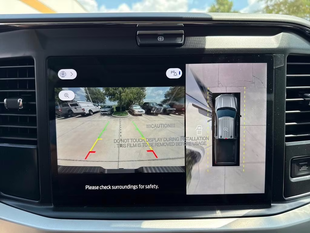 2025 Oxford White Ford Super Duty F-250 SRW XLT BLACKWIDOW 4X4 Truck