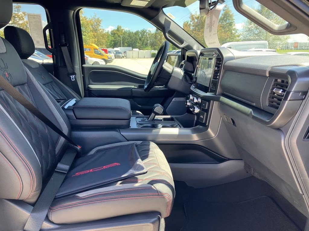 2024 Agate Black Metallic Ford F-150 XLT BLACKWIDOW 4X4 Truck