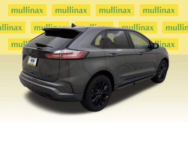 2024 Carbonized Gray Metallic Ford Edge SE AWD SUV