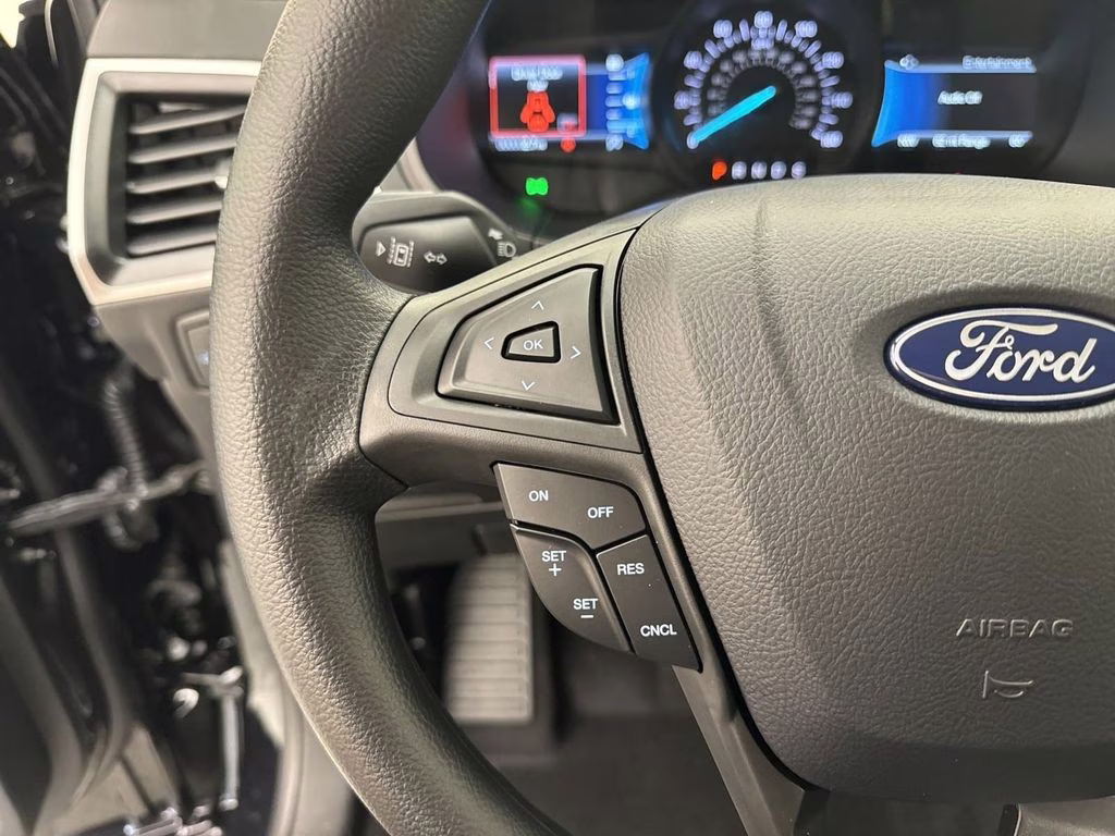 2024 Agate Black Metallic Ford Edge SE AWD SUV