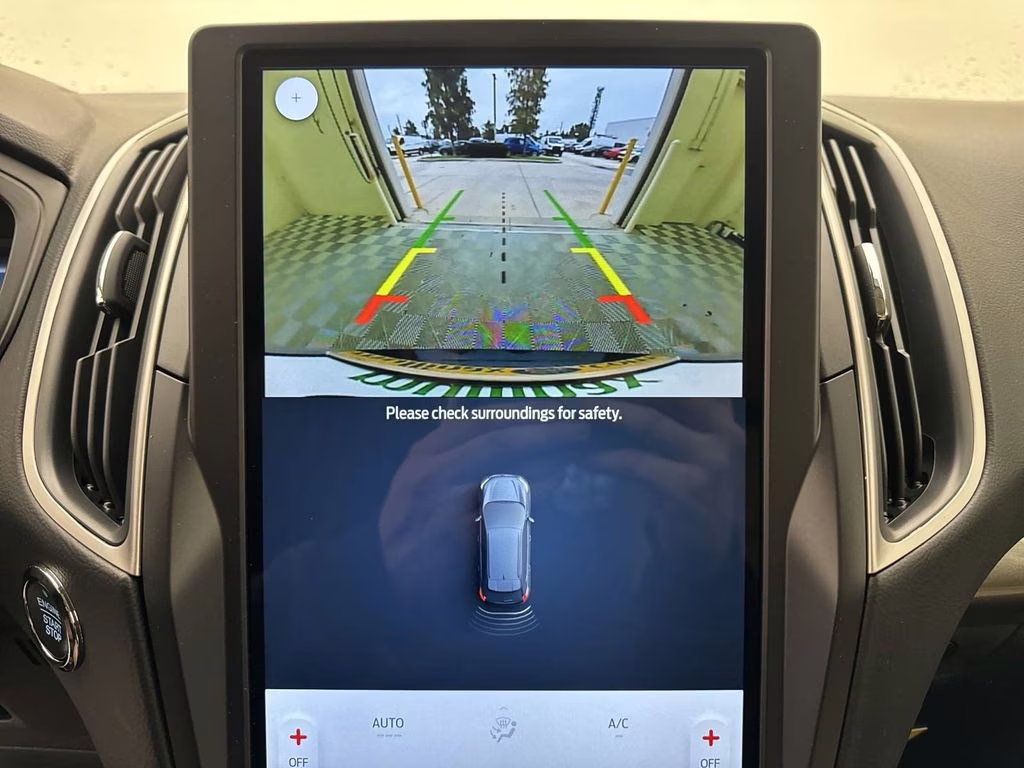 2024 Agate Black Metallic Ford Edge SE AWD SUV