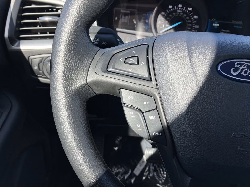 2024 Carbonized Gray Metallic Ford Edge SE AWD SUV