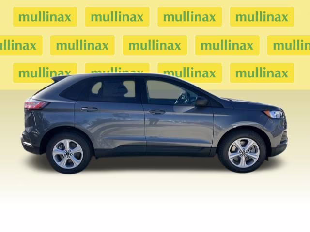 2024 Carbonized Gray Metallic Ford Edge SE AWD SUV