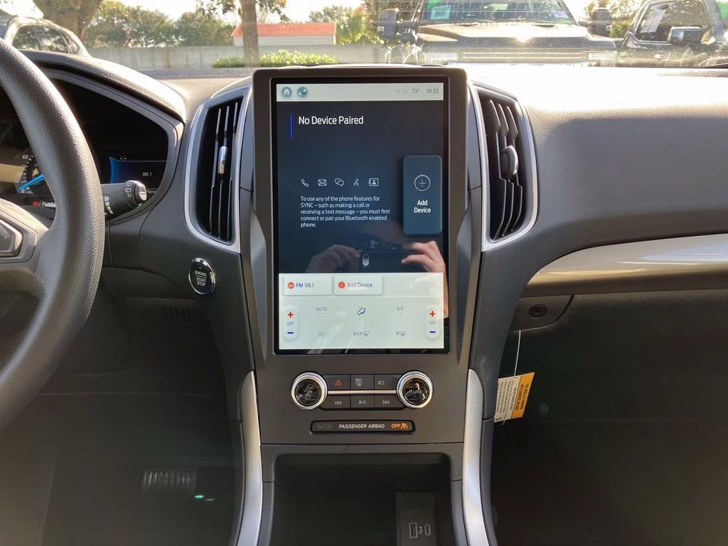 2024 Atlas Blue Metallic Ford Edge SE AWD SUV