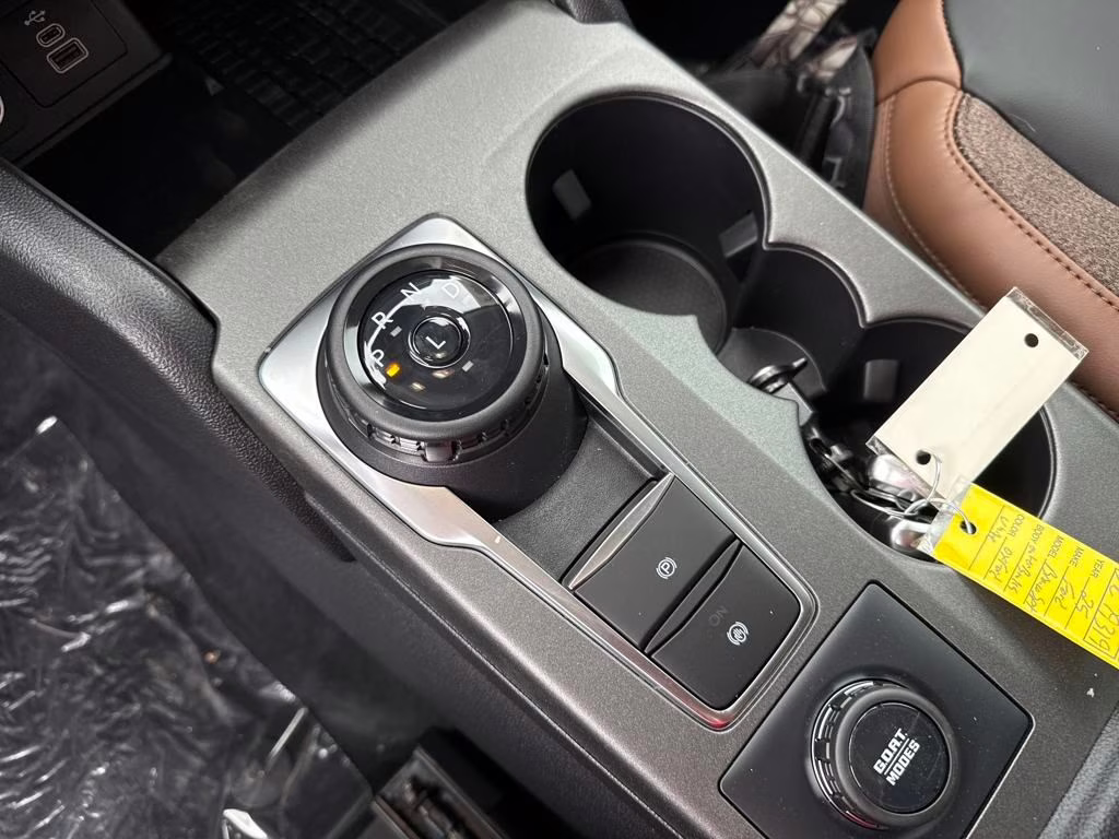 2025 Oxford White Ford Bronco Sport Outer Banks 4X4 SUV