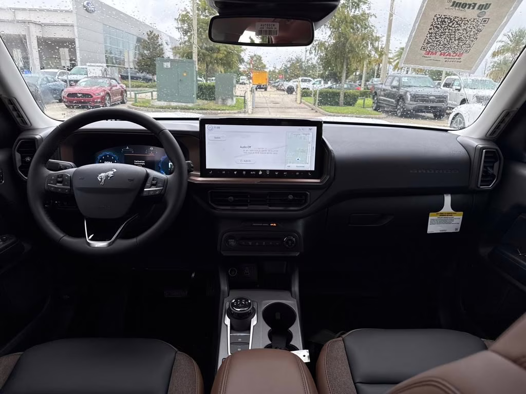 2025 Oxford White Ford Bronco Sport Outer Banks 4X4 SUV