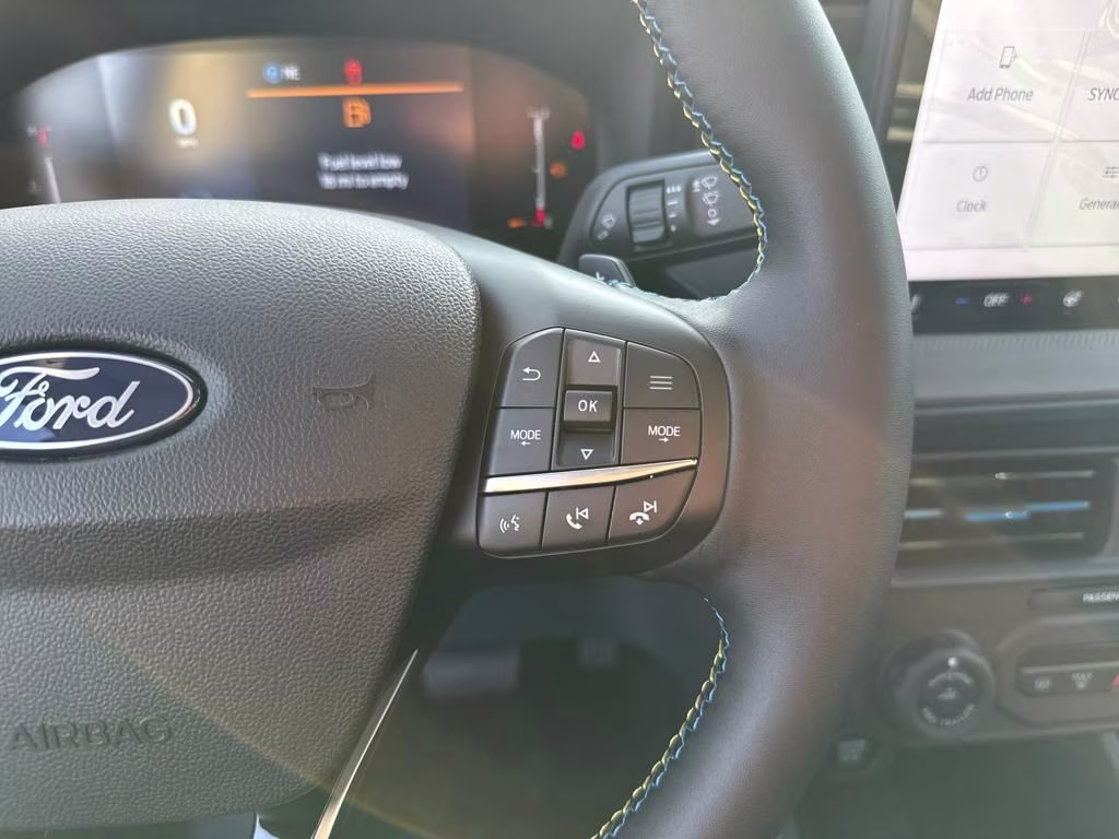 2025 Shadow Black Ford Maverick Lobo High AWD Truck