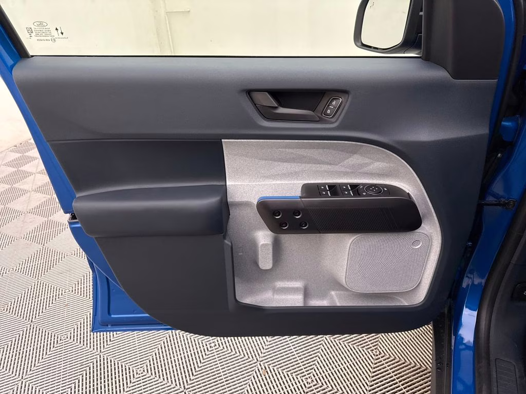 2025 Velocity Blue Ford Maverick XLT FWD Truck