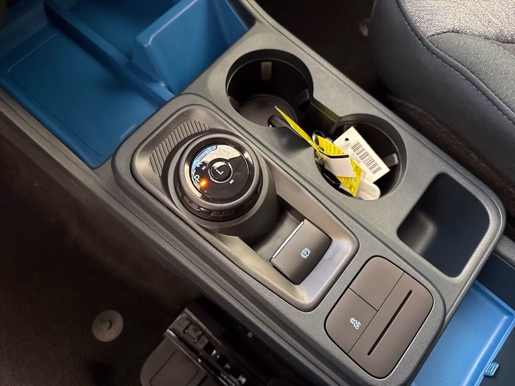 2025 Velocity Blue Ford Maverick XLT FWD Truck