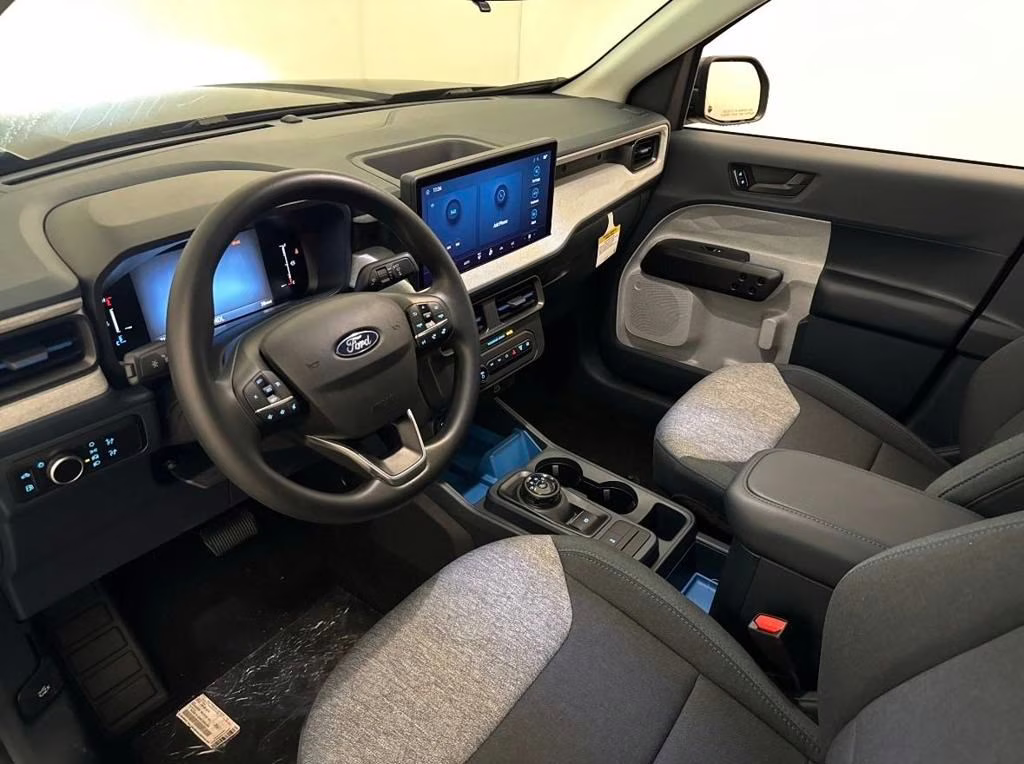 2025 Shadow Black Ford Maverick XLT FWD Truck