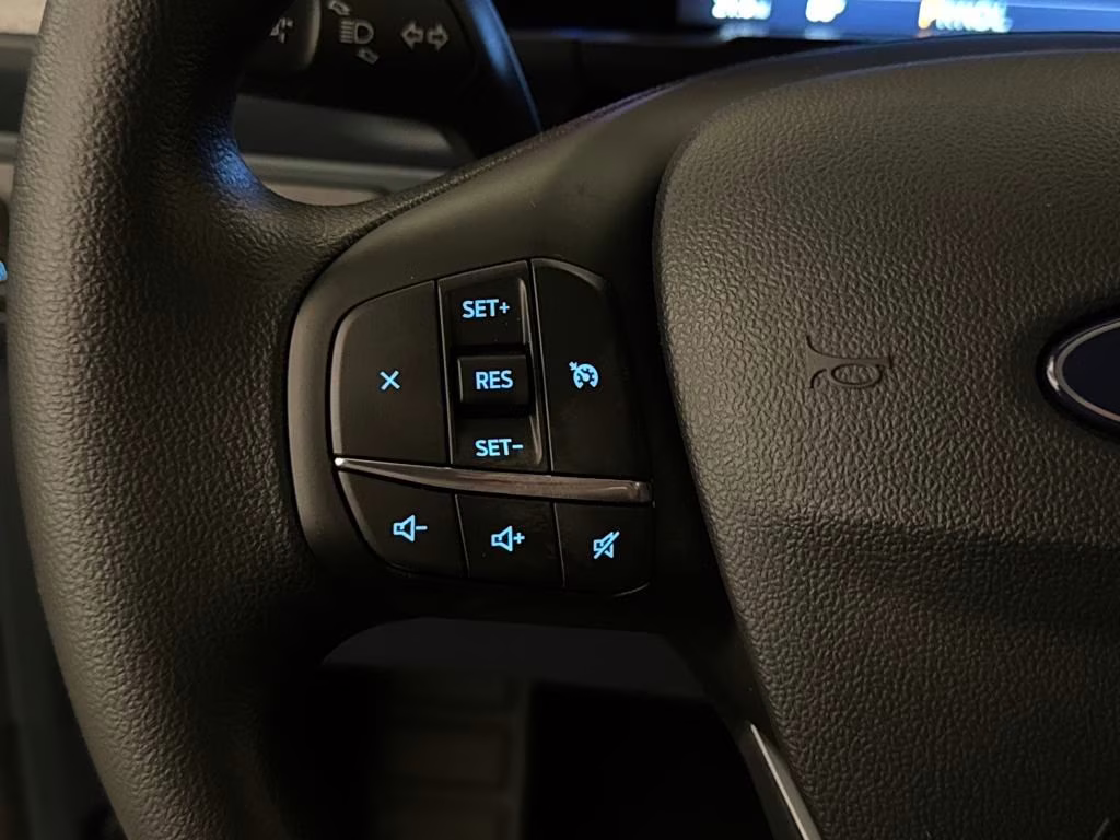 2025 Shadow Black Ford Maverick XLT FWD Truck