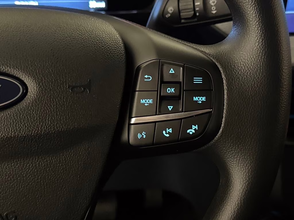 2025 Shadow Black Ford Maverick XLT FWD Truck