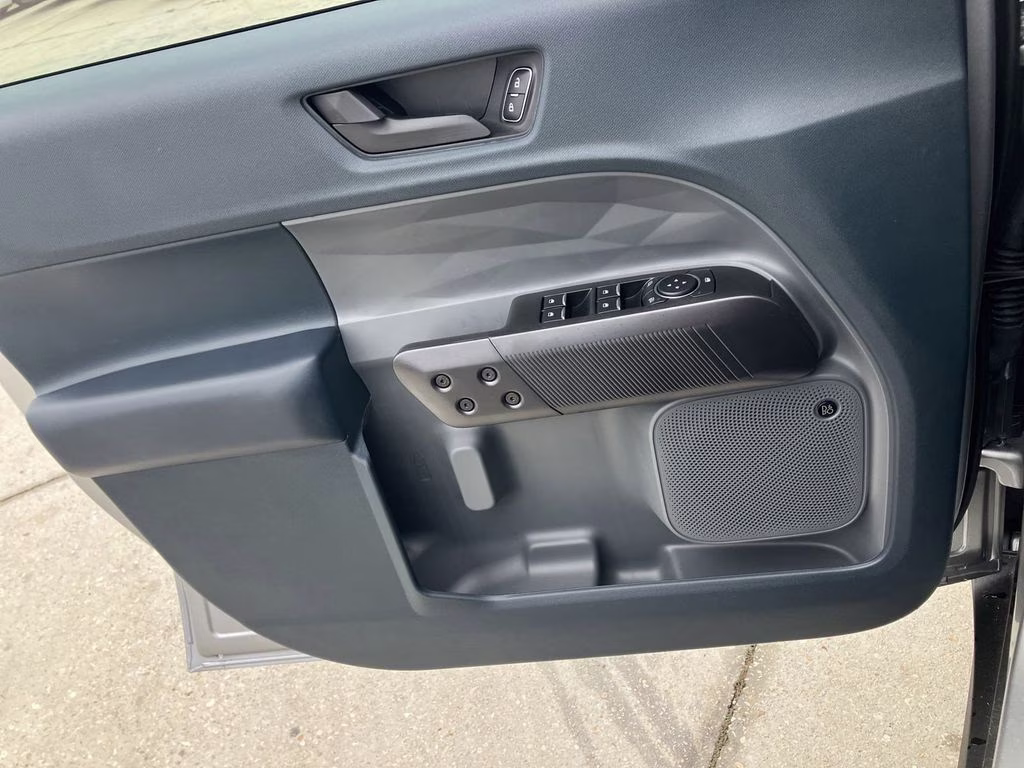 2024 Silver Metallic Ford Maverick Lariat AWD Truck