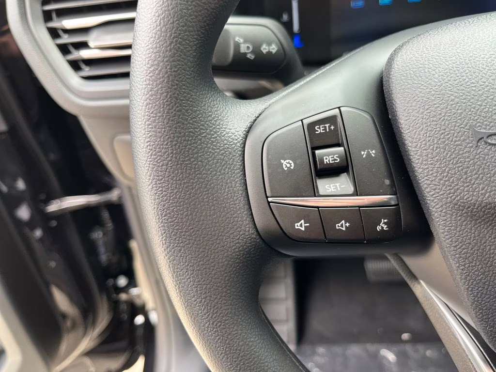 2026 Agate Black Metallic Ford Escape Active FWD SUV