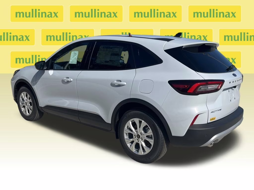 2026 Space Silver Metallic Ford Escape Active FWD SUV