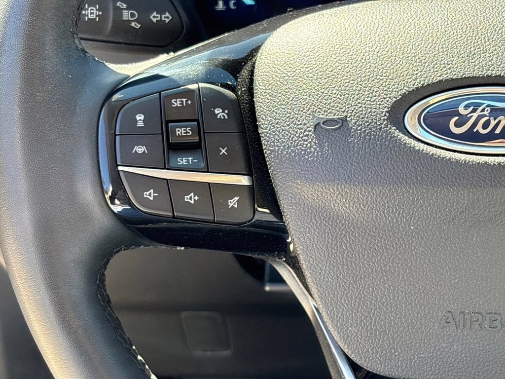 2022 Silver Metallic Ford Escape Plug-In Hybrid Titanium FWD SUV