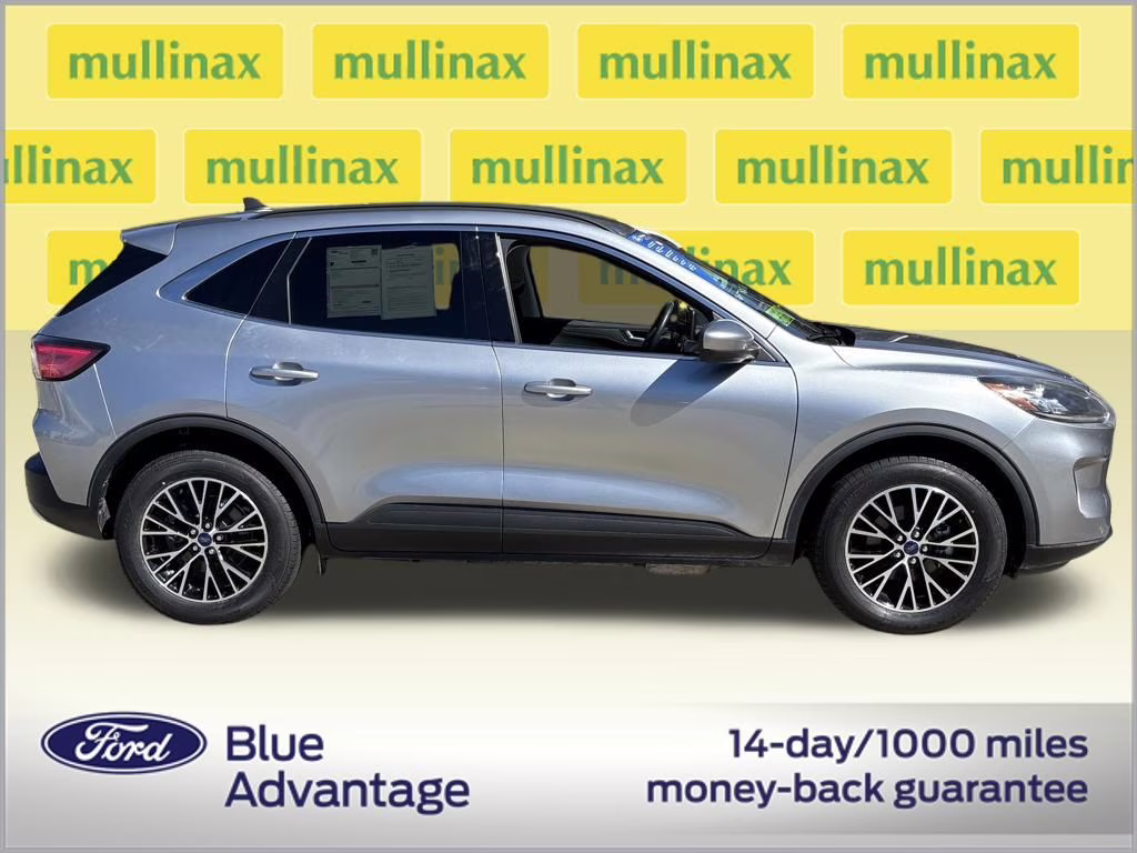 2022 Silver Metallic Ford Escape Plug-In Hybrid Titanium FWD SUV