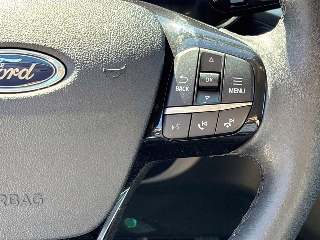 2022 Silver Metallic Ford Escape Plug-In Hybrid Titanium FWD SUV