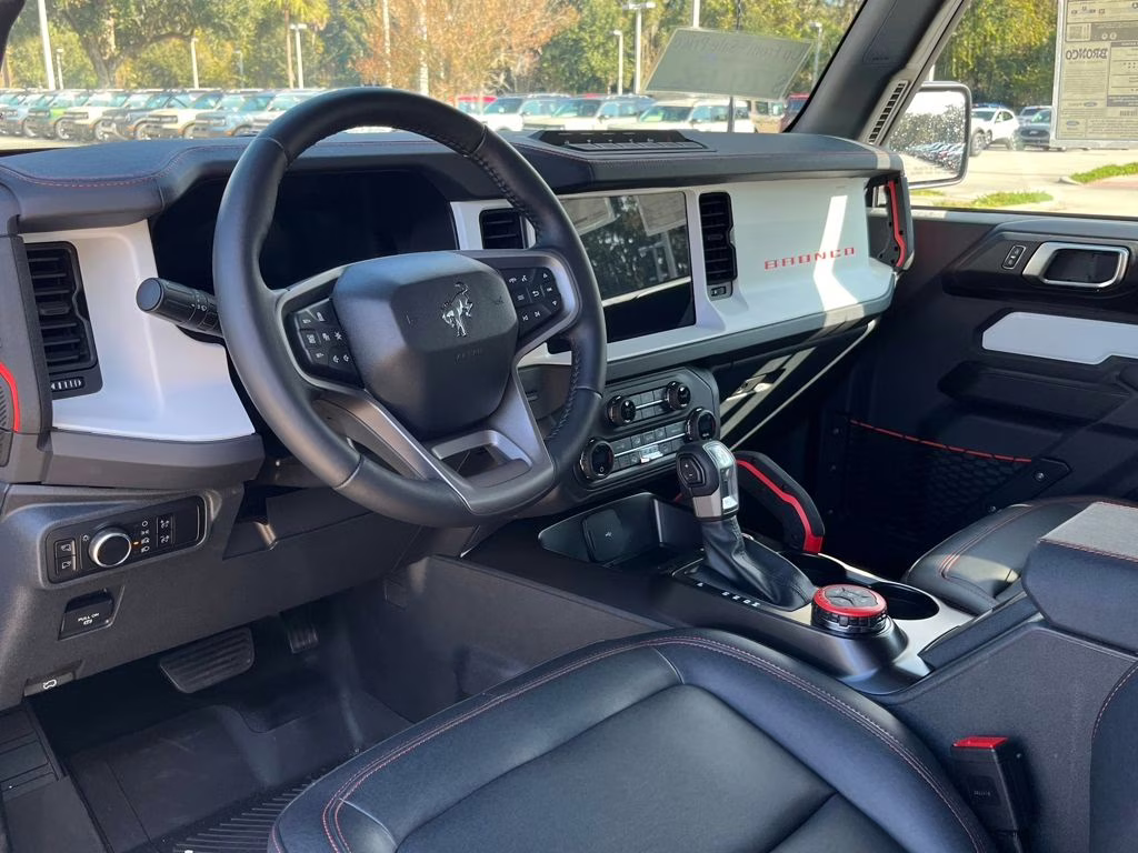 2025 Oxford White Ford Bronco STROPPE EDITION 4X4 SUV