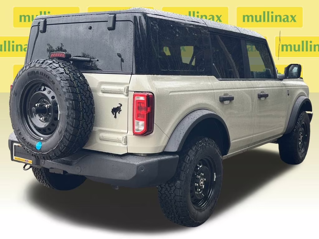 2026 Desert Sand Ford Bronco Big Bend 4X4 SUV