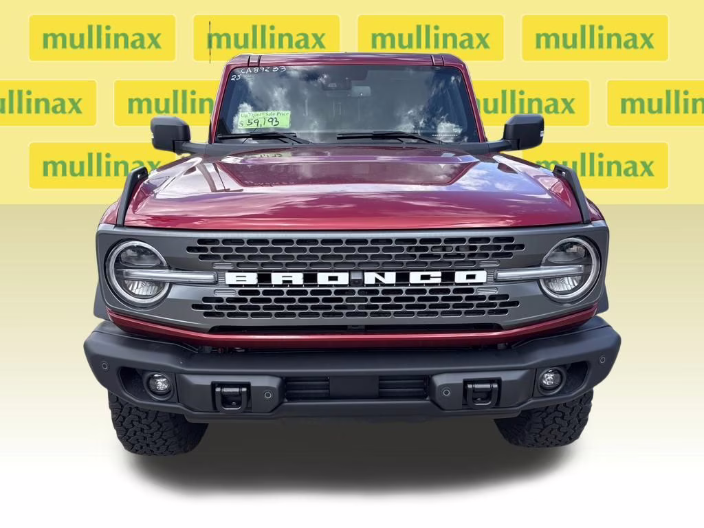 2025 Ruby Red Metallic Tinted Clearcoat Ford Bronco Badlands 4X4 SUV