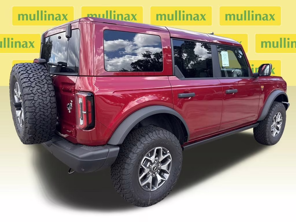 2025 Ruby Red Metallic Tinted Clearcoat Ford Bronco Badlands 4X4 SUV