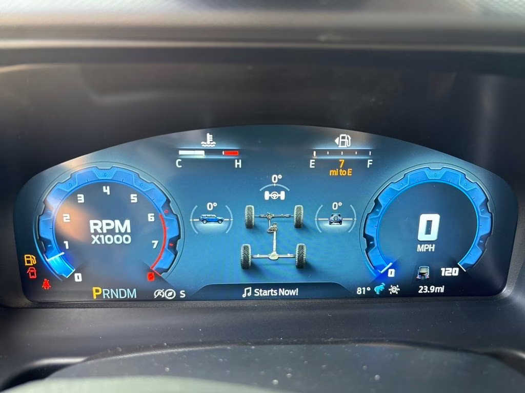 2025 Ruby Red Metallic Tinted Clearcoat Ford Bronco Badlands 4X4 SUV