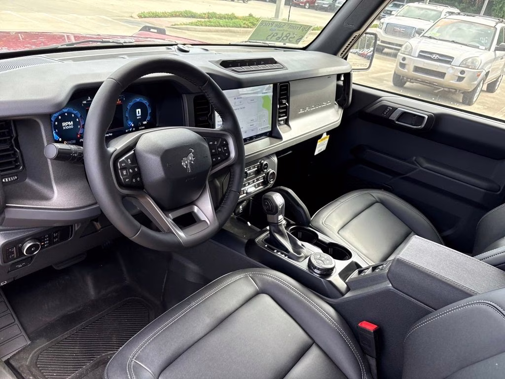 2025 Ruby Red Metallic Tinted Clearcoat Ford Bronco Badlands 4X4 SUV