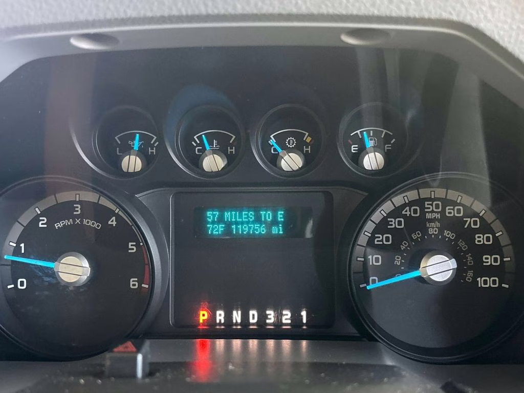 2012 Oxford White Ford Super Duty F-550 DRW XL RWD Chassis