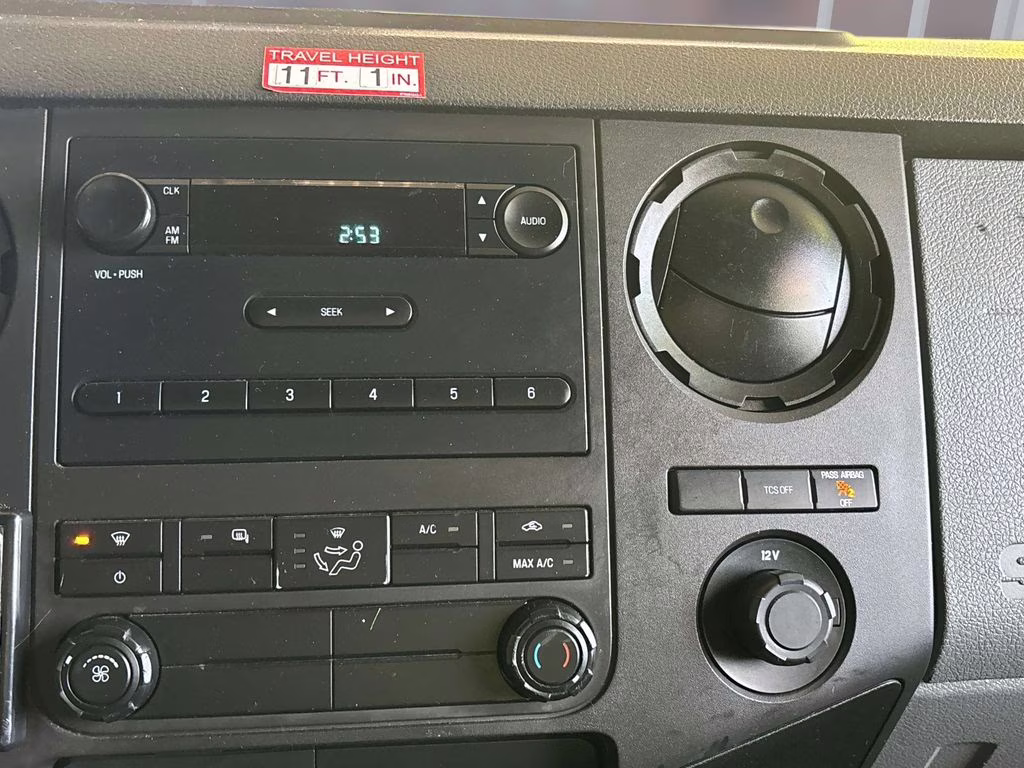 2012 Oxford White Ford Super Duty F-550 DRW XL RWD Chassis