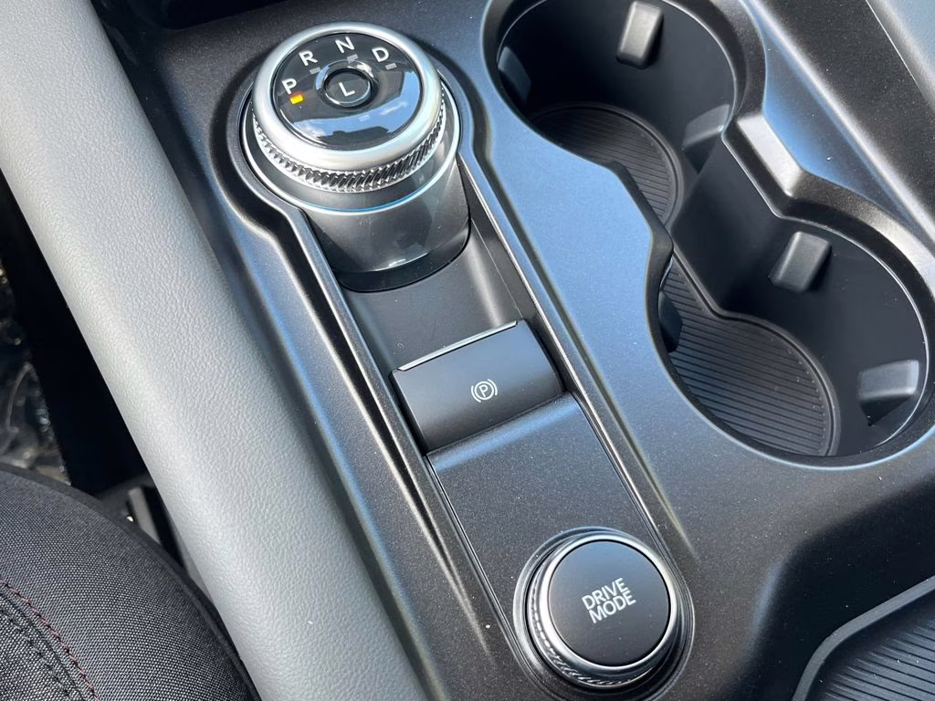 2026 Star White Metallic Tri-Coat Ford Explorer Active RWD SUV