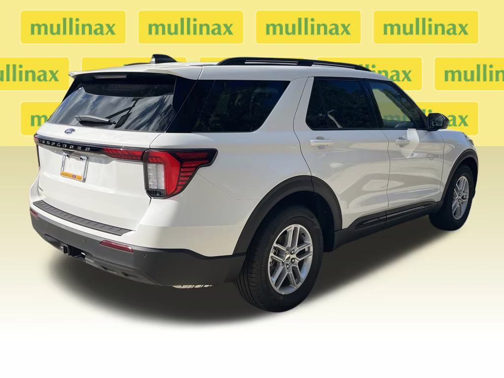2026 Star White Metallic Tri-Coat Ford Explorer Active RWD SUV