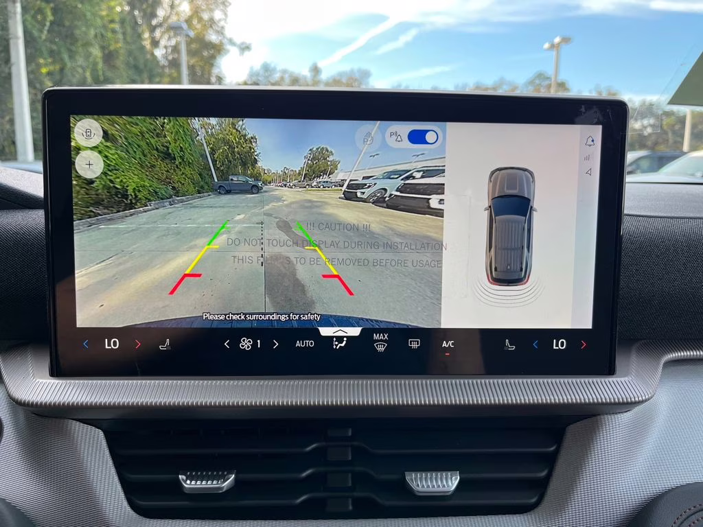 2026 Space White Metallic Ford Explorer Active RWD SUV