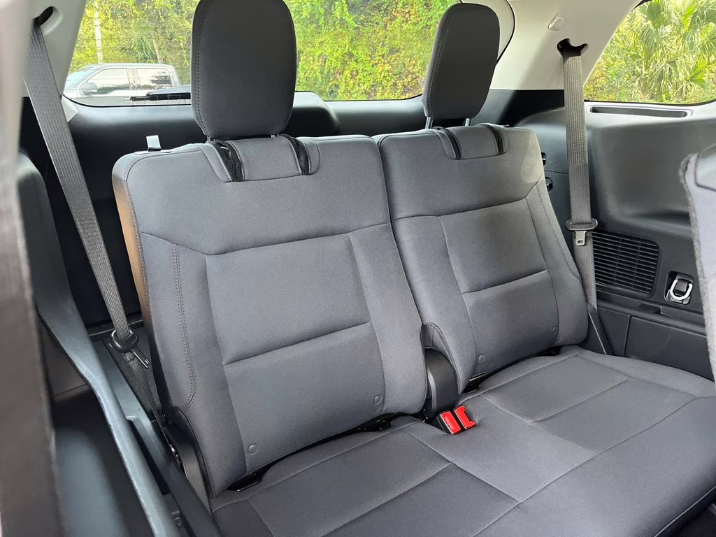 2026 Space White Metallic Ford Explorer Active RWD SUV