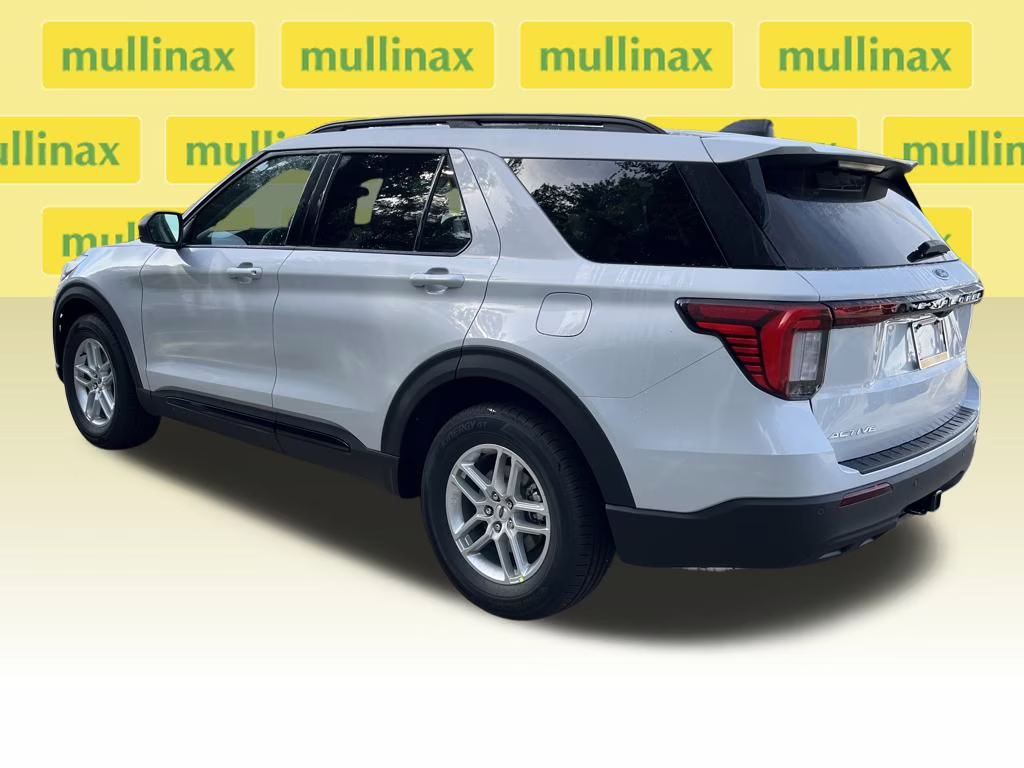 2026 Space White Metallic Ford Explorer Active RWD SUV