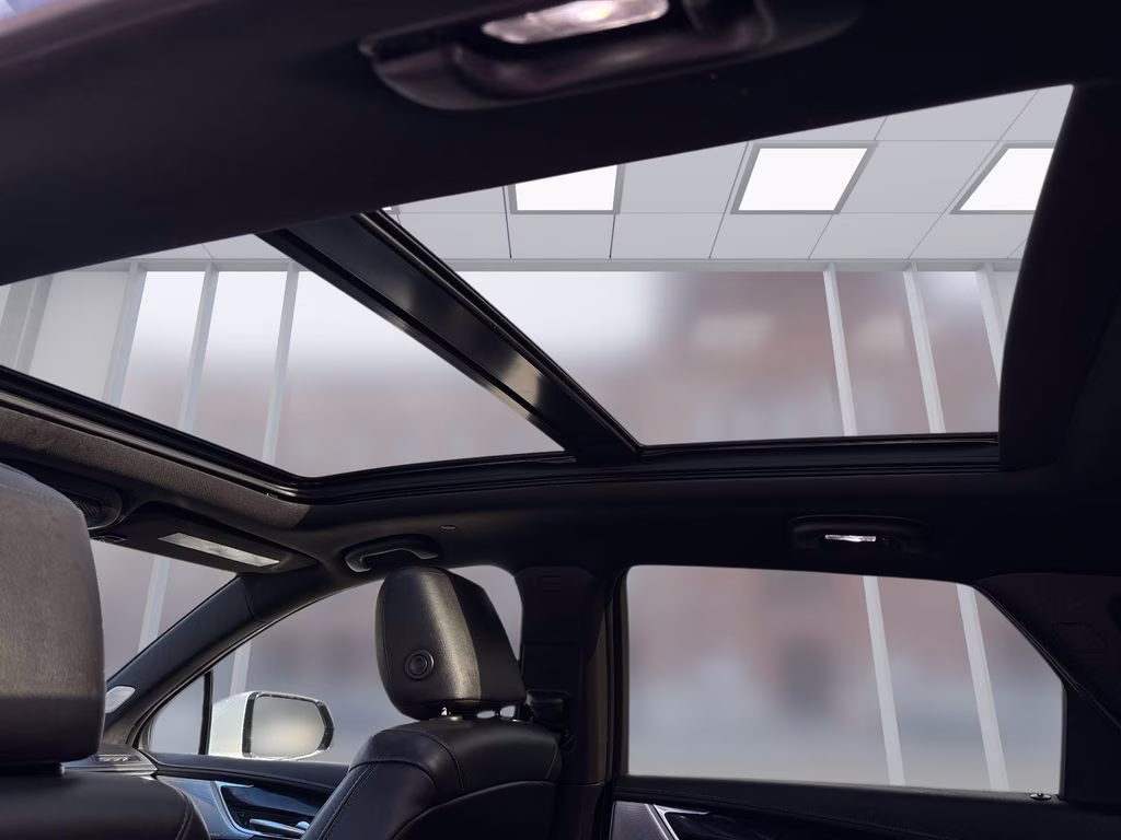 2023 Crystal White Cadillac XT5 Premium Luxury AWD SUV