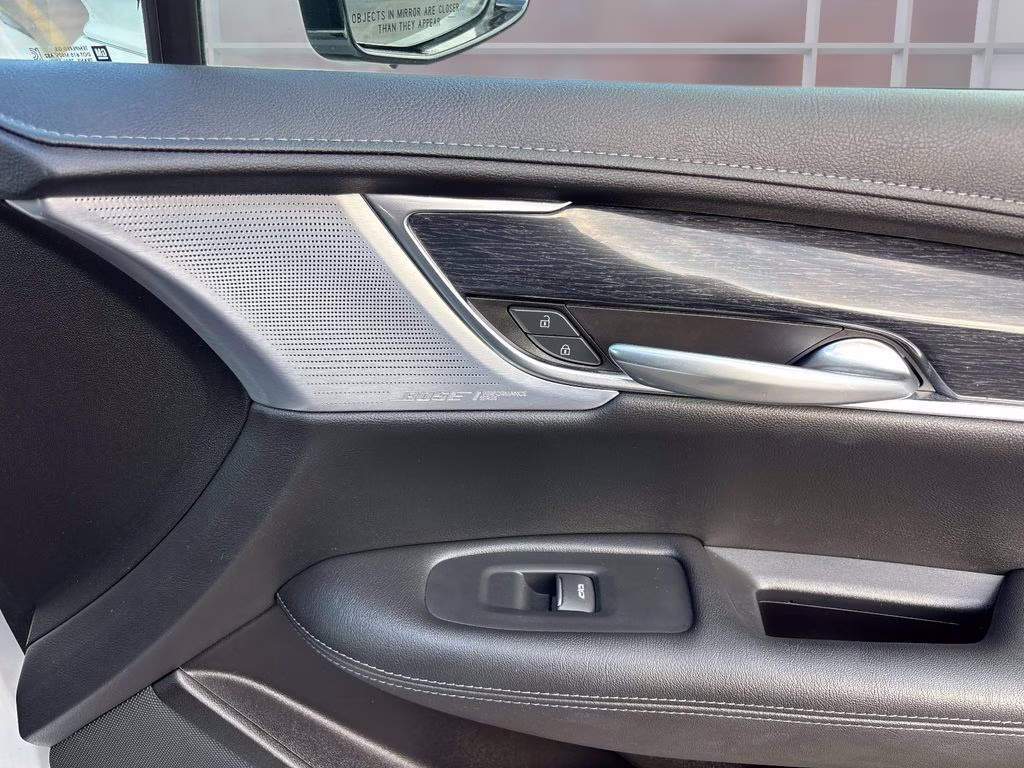 2023 Crystal White Cadillac XT5 Premium Luxury AWD SUV