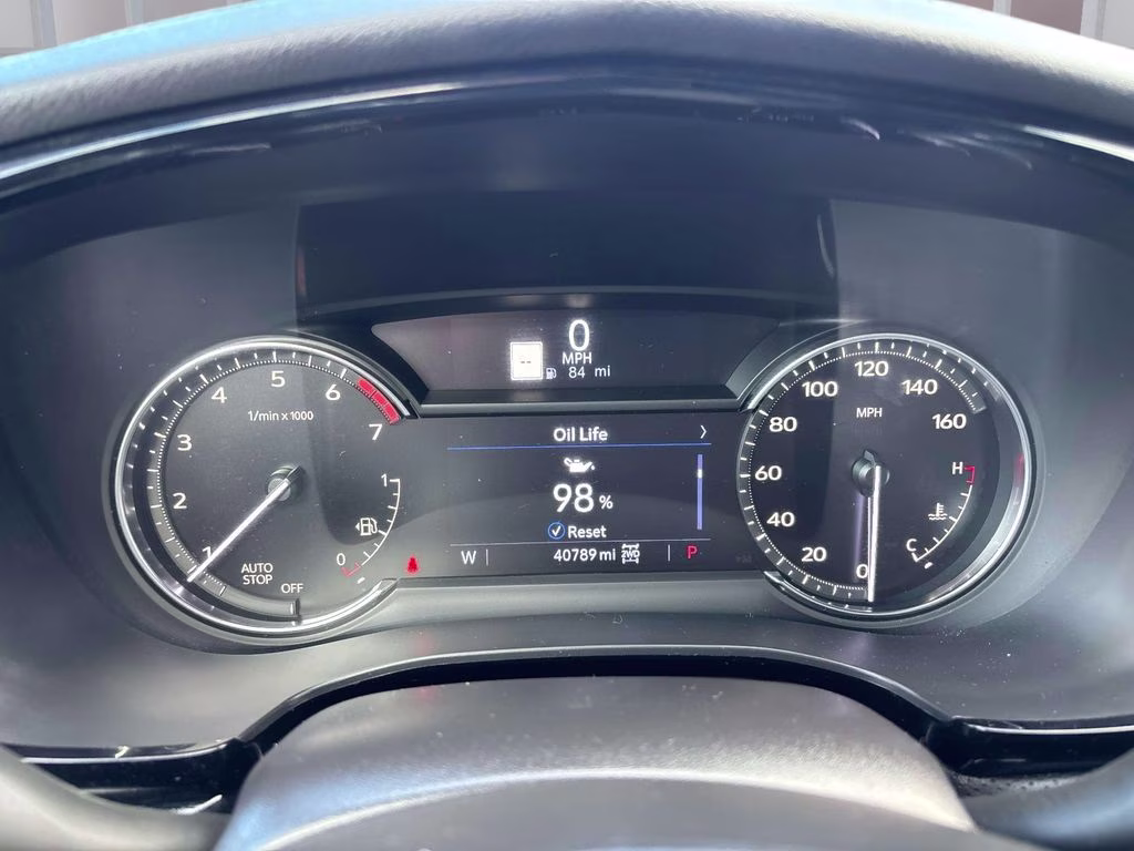 2023 Crystal White Cadillac XT5 Premium Luxury AWD SUV
