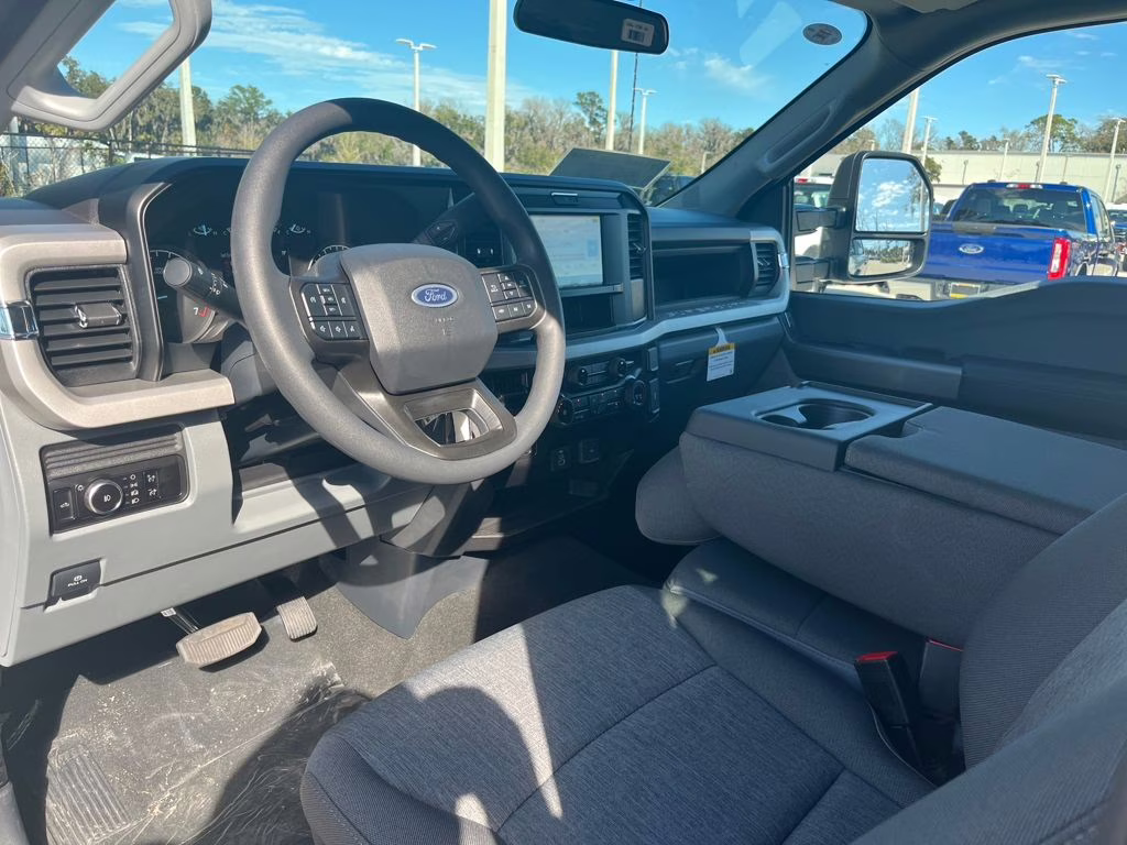 2026 Avalanche Ford Super Duty F-250 SRW XL 4X4 Truck